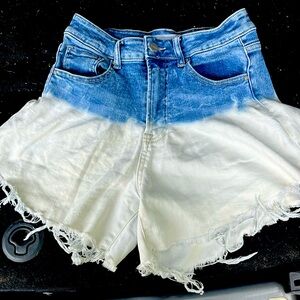 Risen cutoff shorts two toned